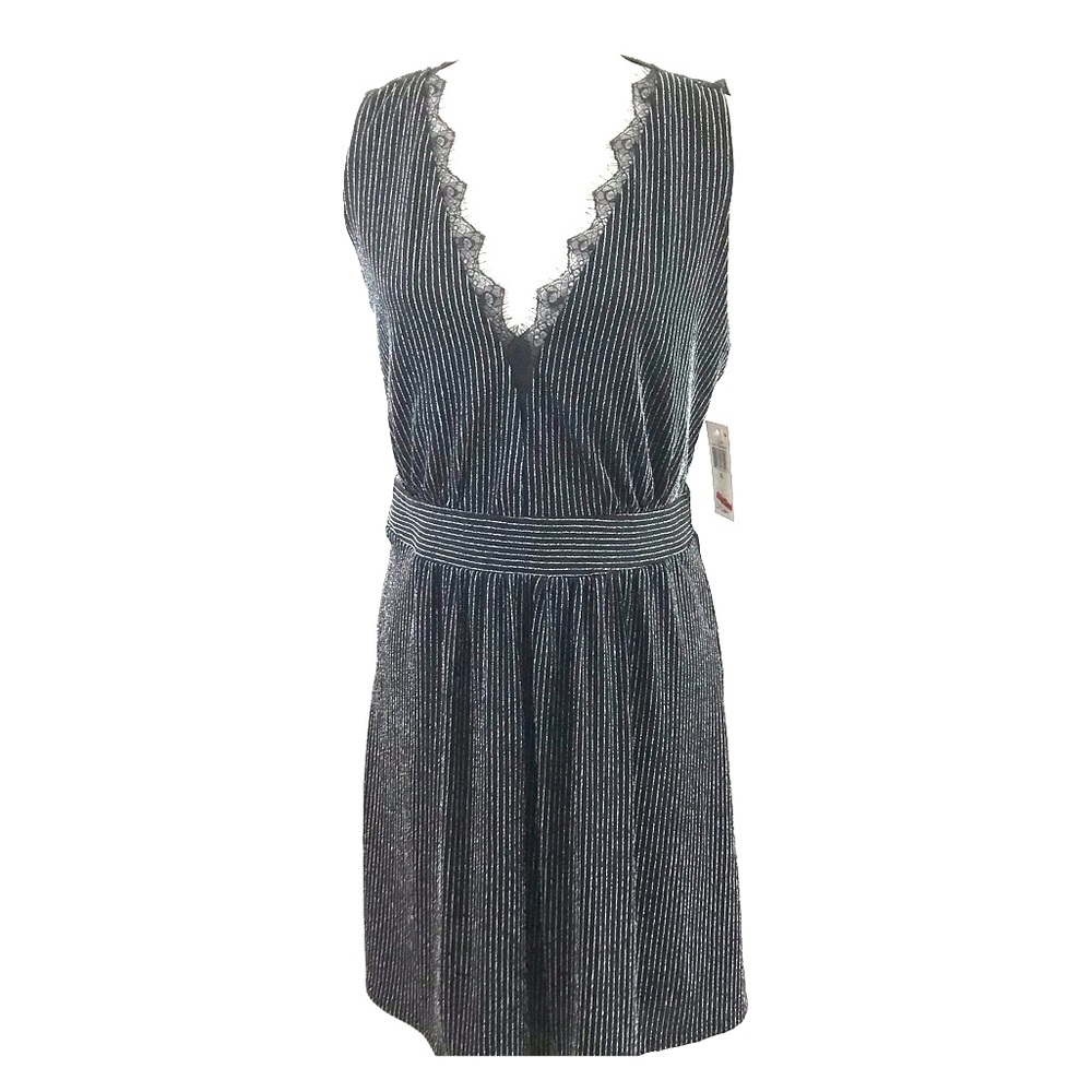 Sleeveless stripe dress w/lace back (#203)